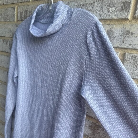 Athleta Long Sleeve Turtleneck Gray/White Seamless Top Women's Size L - Picture 5 of 7